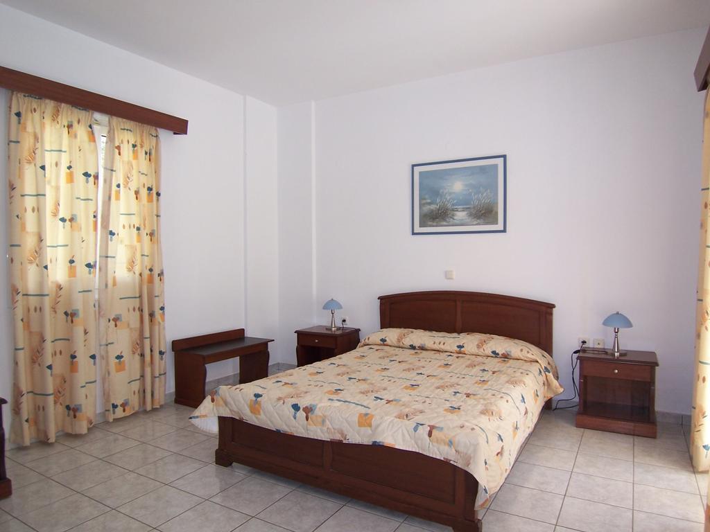 Iliaktida Studio-Villas Frínion Стая снимка